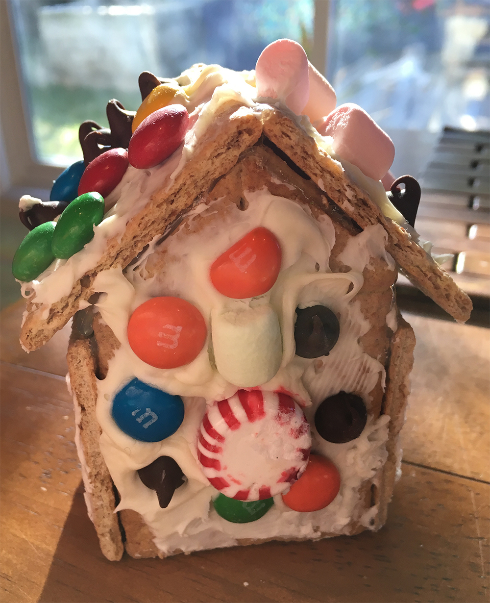 TK-gingerbread-house